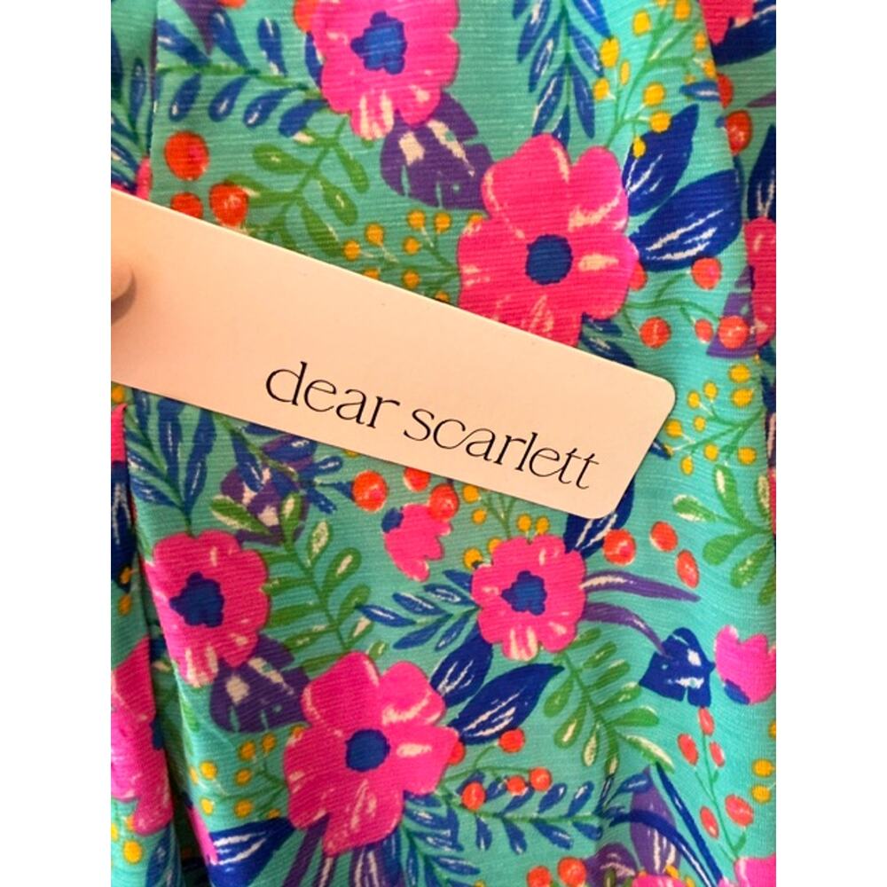 Dear Scarlett - Green Floral Lizzy Short Sleeve Tab Blouse - Large - Picture 4 of 6